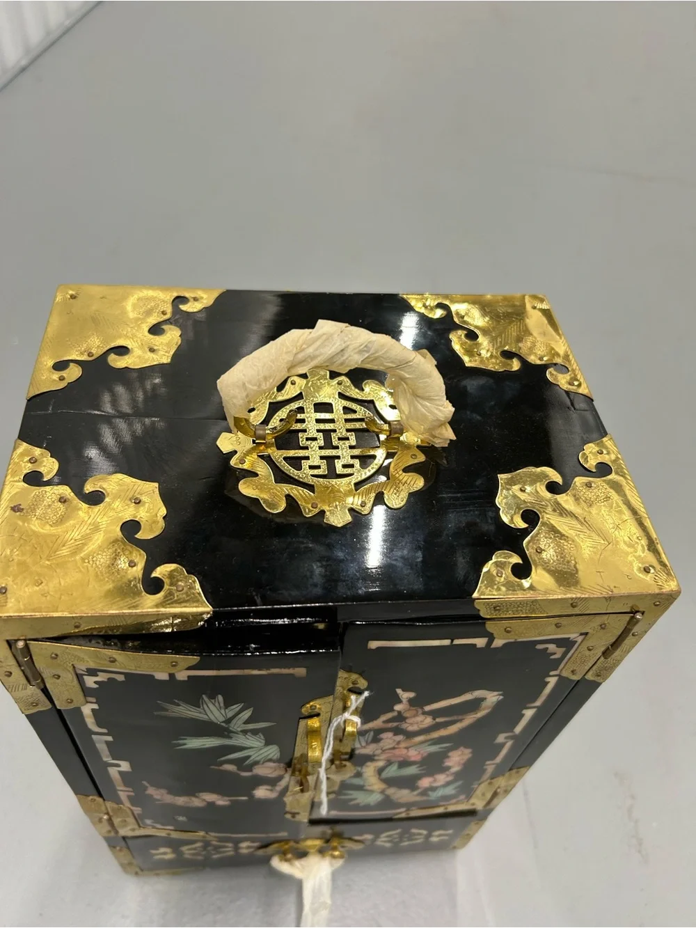 Vintage Chinese Black Lacquer Jewelry Box Cabinet Mother of Pearl Inlay Brass